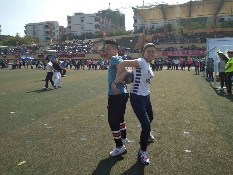 男女混合接力.jpg